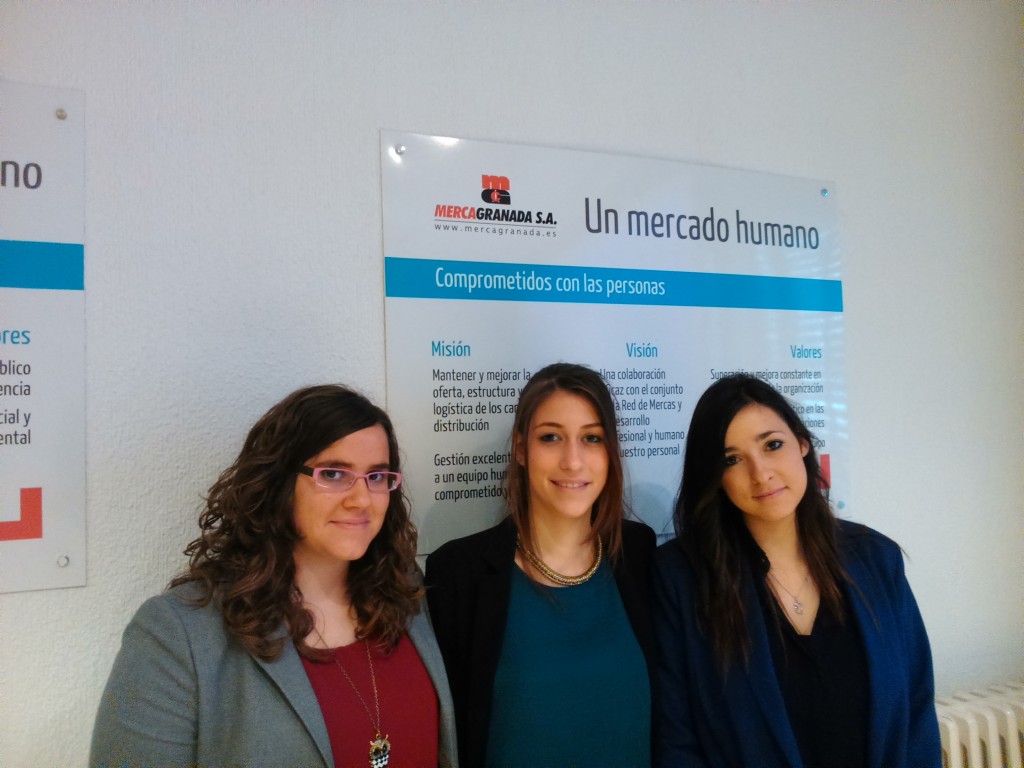 Las alumnas de GADE presentan sus trabajos en Mercagranada