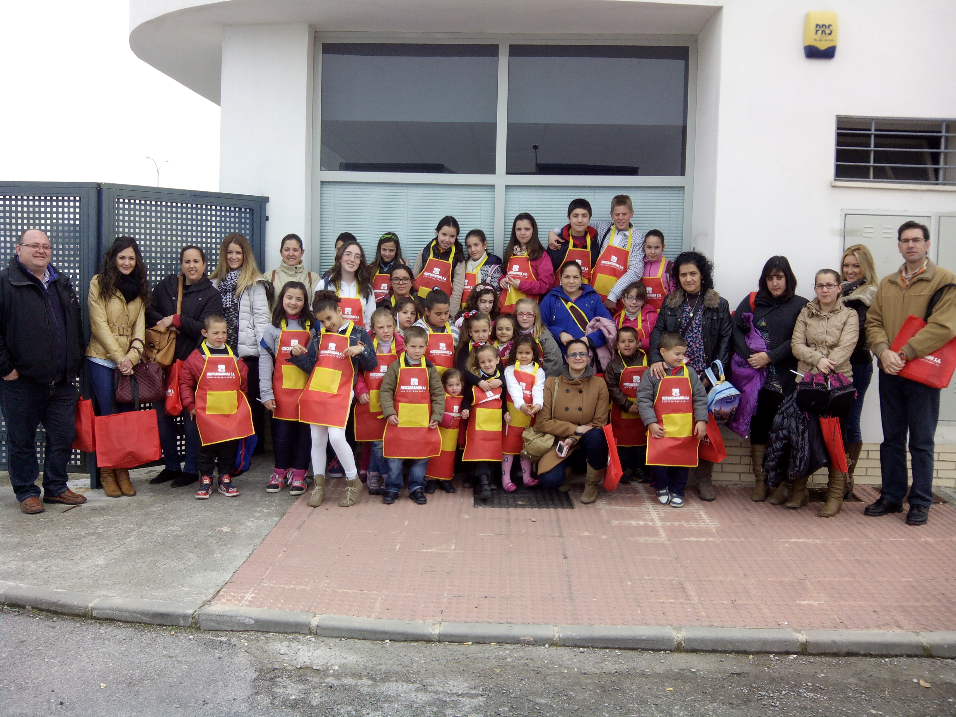 Colegio "Santa Maria Hijas de Jesus" - MercaGranada SA